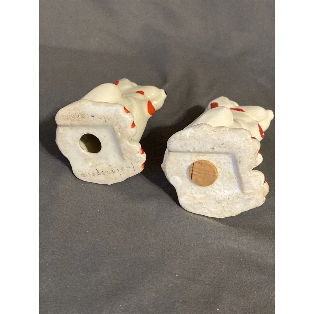 Vintage Salt & Pepper Shaker Set Hound Dog Hand Painted